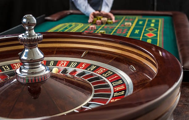 lxtoto web platform interface showing football markets, live dealer tables, and slot games